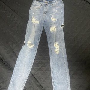 Ripped Skinny Jeans!